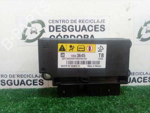 Used ECU airbags OPEL INSIGNIA A (G09) 2.0 CDTI (68) (131 hp) 6413559