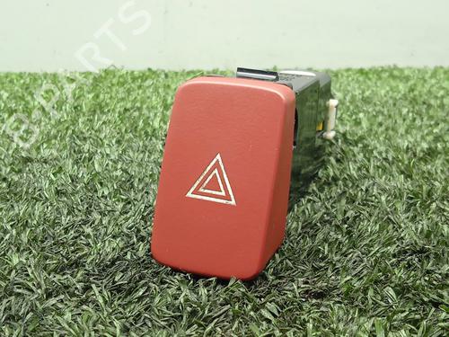 Used Warning switch HYUNDAI TUCSON (JM) 2.0 CRDi (140 hp) 30469732