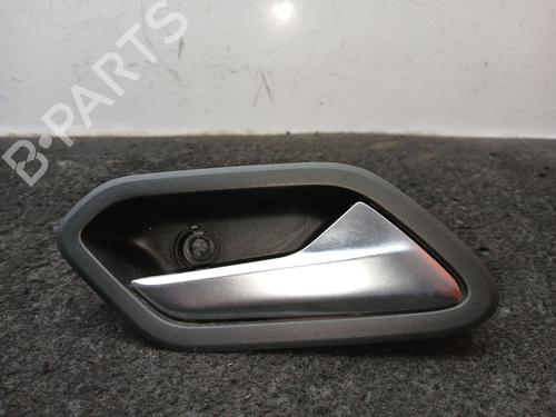 Used Front right interior door handle Front right interior door handle 38702142 38702142