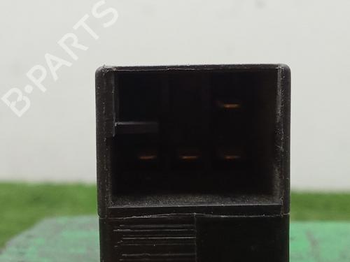 Left rear window switch VW PASSAT B5 (3B2) 1.6 | BP39264000I29 - Image 3