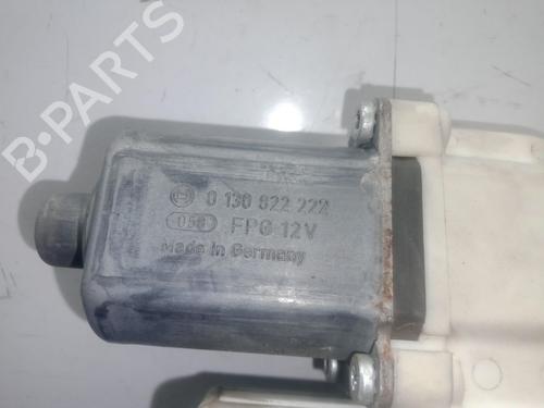 Right front window motor BMW X3 (E83) 2.0 i | BP32385060E20 - Image 3