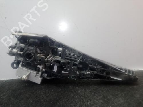 Klamka zewnętrzna drzwi przednich prawych OPEL CORSA E (X15)  | BP29966071C129