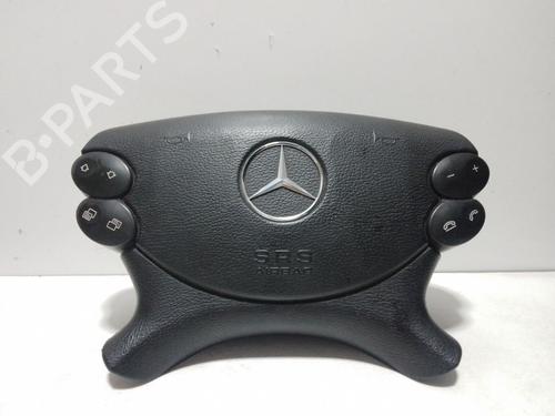 Used Driver airbag MERCEDES-BENZ CLK (C209) CLK 270 CDI (209.316) (170 hp) 30368542