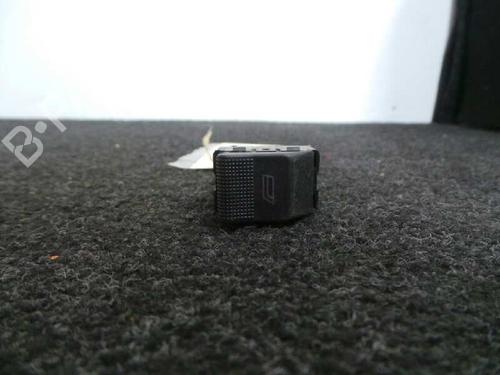 Used Left front window switch Left front window switch AUDI A4 B5 Avant (8D5) 1.8 T quattro (180 hp) 24670086 24670086
