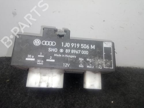 Elektronisk modul SEAT IBIZA IV (6J5, 6P1) 1.4 (85 hp) 29121303