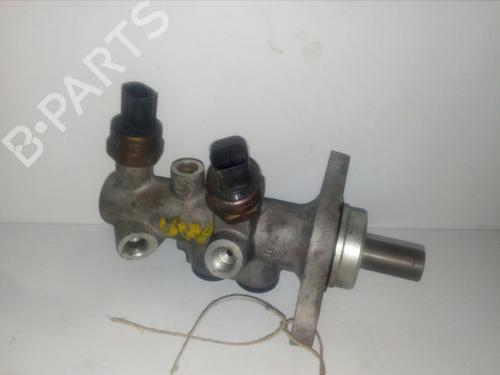 Used Brake master cylinder VW SHARAN (7M8, 7M9, 7M6) 1.9 TDI (115 hp) 5737399