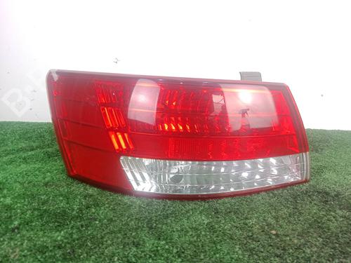 Piloto trasero izquierdo HYUNDAI SONATA V (NF) 2.0 CRDi (150 hp) 31664586