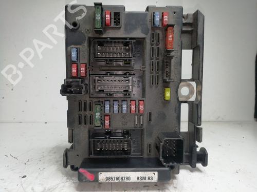 Used Control unit PEUGEOT 206 Hatchback (2A/C) 1.4 16V (88 hp) 23256331