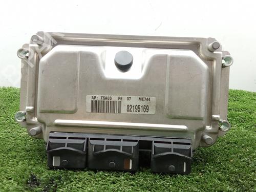 Used Engine control unit (ECU) Engine control unit (ECU) PEUGEOT 307 (3A/C) 1.6 16V (109 hp) 40038351 40038351