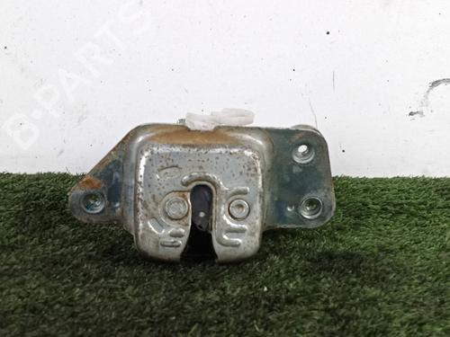 Używane Zamek klapy tylnej / bagażnika JEEP CHEROKEE (KK) 2.8 CRD 4x4 (177 hp) 30683767