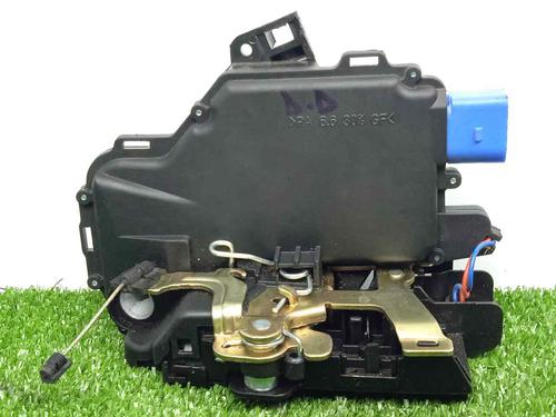 Used Front right lock SKODA OCTAVIA I (1U2) 1.9 TDI (100 hp) 8271339