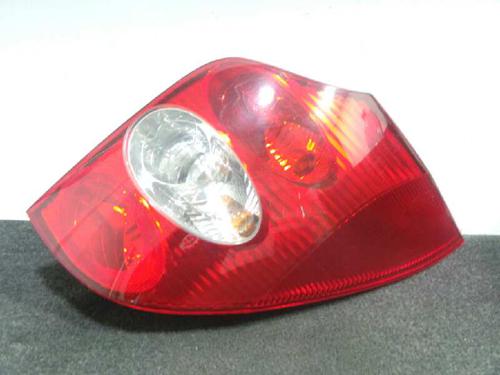 Used Right taillight RENAULT LAGUNA II (BG0/1_) 1.8 16V (BG06, BG0J, BG0M) (116 hp) 5781729