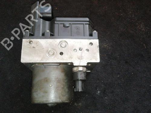 Used ABS pump TOYOTA AVENSIS (_T25_) 2.0 VVTi (AZT250_) (155 hp) 26182118