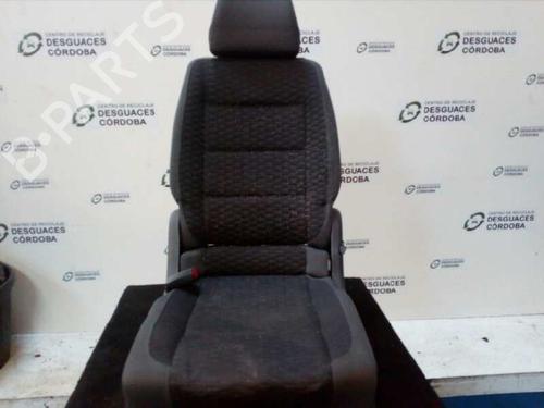 Sæde Bagtil VW TOURAN (1T1, 1T2) 2.0 TDI (140 hp) 8335270