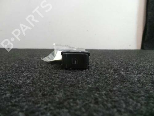 Used Right front window switch SKODA OCTAVIA I (1U2) [1996-2010]  5703473