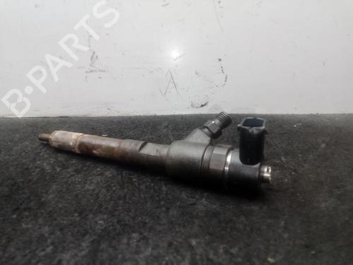 Used Injector FIAT DOBLO Cargo (263_) 1.3 D Multijet (263WXU1A, 263ZXU1A, 263WYB1A, 263ZYB1A) (95 hp) 28107140