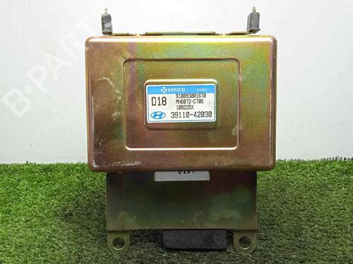 Used Engine control unit (ECU) HYUNDAI H-1 / STAREX Bus (A1) [1997-2025]  16943550