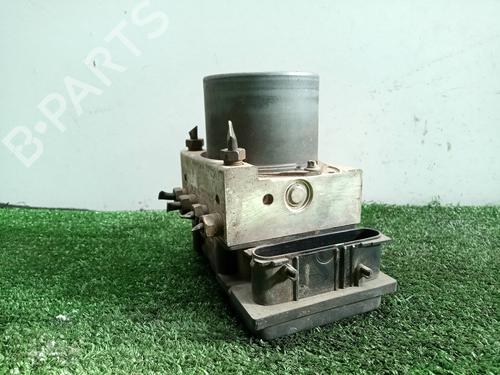 Used ABS pump RENAULT MEGANE II (BM0/1_, CM0/1_) 1.9 dCi (BM0G, CM0G) (120 hp) 5737106