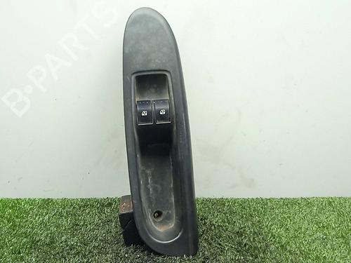 Used Left front window switch Left front window switch RENAULT CLIO II (BB_, CB_) 1.2 (BB0A, BB0F, BB10, BB1K, BB28, BB2D, BB2H, CB0A,... (58 hp) 31852510 31852510