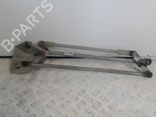 Used Front wiper motor FORD KUGA I 2.0 TDCi (136 hp) 19285839