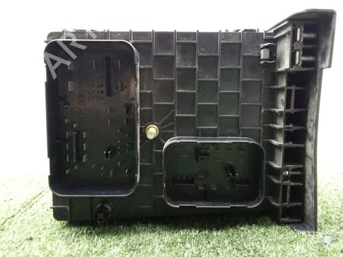 Used Fuse box Fuse box 37659730 37659730
