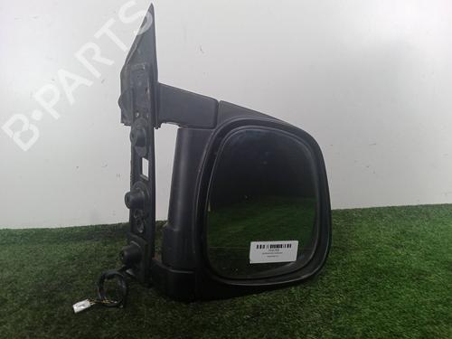Used Right mirror HYUNDAI H-1 / STAREX Bus (A1) 2.5 CRDi (140 hp) 29998449