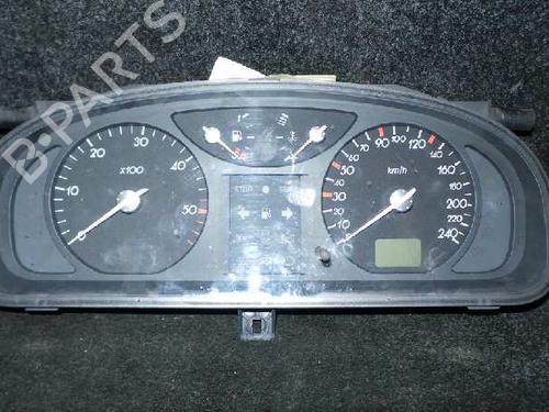 Used Instrument cluster RENAULT LAGUNA II (BG0/1_) [2001-2007]  5738780