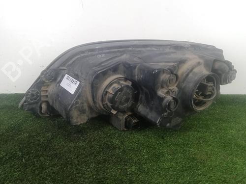 Right headlight KIA SORENTO I (JC) 2.5 CRDi 4WD | BP25605535C29 