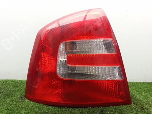 Used Left taillight Left taillight SKODA OCTAVIA II (1Z3) 1.9 TDI (105 hp) 40610640 40610640