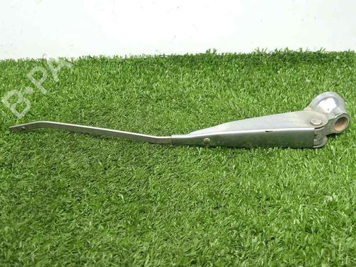 Used Front windshield wiper arm SEAT 600 (110B) 0.8 (23 hp) 27376078