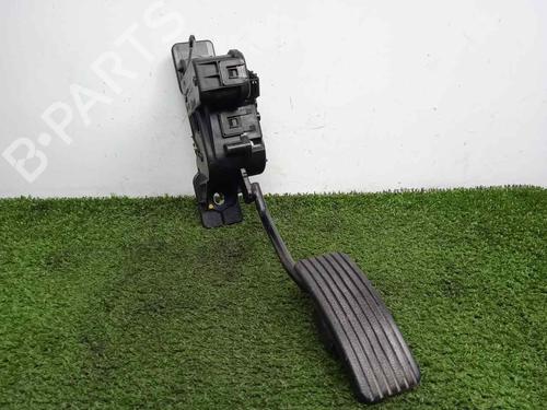 Used Pedal MITSUBISHI PAJERO IV (V8_W, V9_W) 3.2 DI-D 4WD (V98W, V88W) (200 hp) 17486542