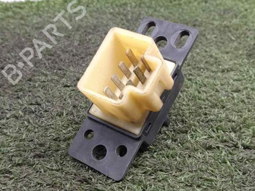 Right front window switch CHRYSLER VOYAGER IV (RG, RS) 2.5 CRD | BP20133502I26 
