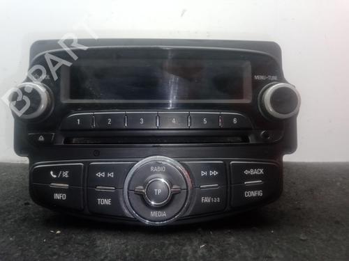 Used Radio Radio OPEL CORSA E (X15) 1.4 (08, 68) (90 hp) 35752161 35752161