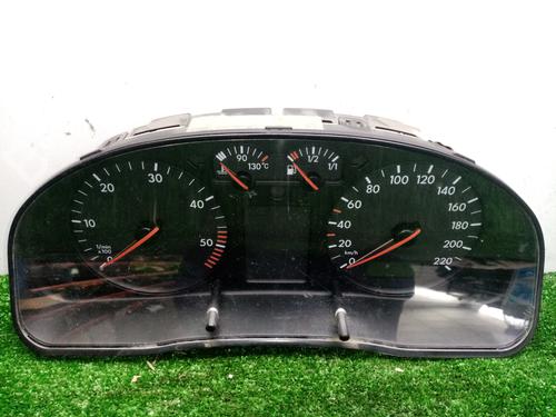 Used Instrument cluster VW PASSAT B5 (3B2) 1.9 TDI (115 hp) 10519136
