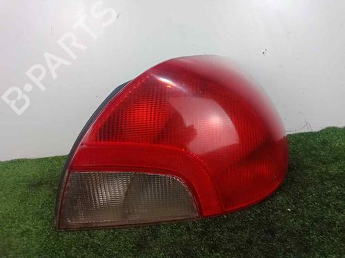 Used Right taillight FORD MONDEO II (BAP) [1996-2000]  15715340