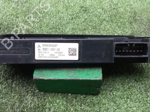Right front window switch MITSUBISHI CANTER Platform/Chassis (FB_, FE_, FG_) | BP38952386I26 - Image 2