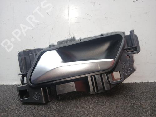 Used Front left interior door handle Front left interior door handle 39612780 39612780