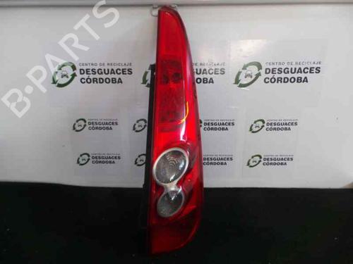 Used Right taillight FORD FIESTA V (JH_, JD_) 1.4 TDCi (68 hp) 5712534