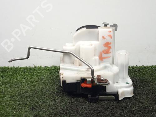 Used Tailgate lock OPEL COMBO Box Body/MPV (X12) 1.3 CDTI (B05) (90 hp) 31628695