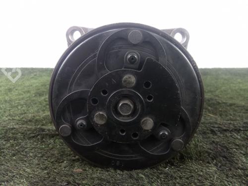 Compressore A/C Compressore A/C VW GOLF IV (1J1) 1.6 16V (105 hp) 37517221 37517221