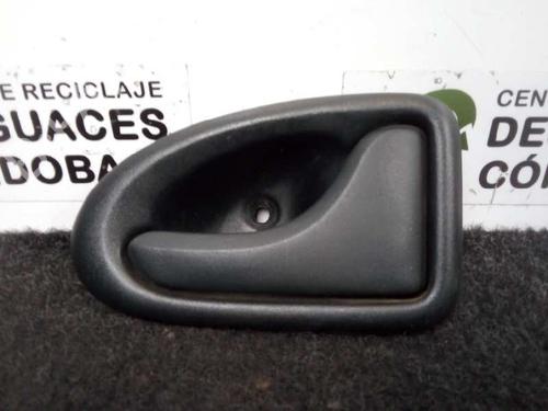 Høyre bak invendig håndtak RENAULT MEGANE I Classic (LA0/1_) [1996-2008]  12208779