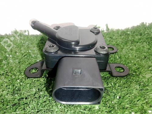 Used Electronic sensor BMW 1 (E87) 118 d (143 hp) 10571338