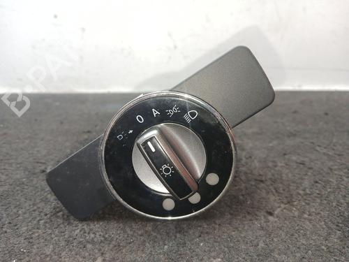 Used Headlight switch Headlight switch MERCEDES-BENZ C-CLASS (W204) C 220 CDI (204.008) (170 hp) 40008950 40008950
