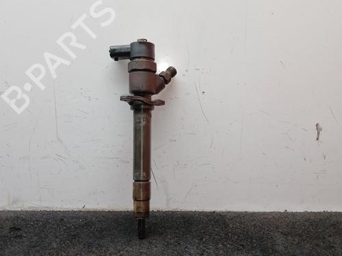 Spreder / Dyse Spreder / Dyse VOLVO XC90 I (275) D5 AWD (163 hp) 37492297 37492297