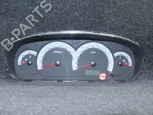 Used Instrument cluster HYUNDAI ELANTRA III (XD) 2.0 (141 hp) 5711477