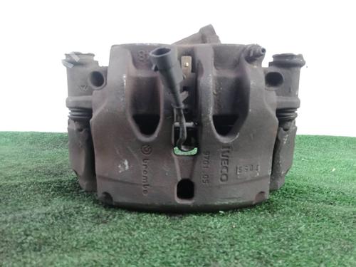 Used Right front brake caliper IVECO DAILY VI Van 33S12, 35S12, 35C12 (116 hp) 30599300