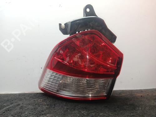 right-taillight-toyota-yaris-_p13_-2010-2011-2012-2013-2014-2015-2016-2017-2018-2019-2020-40530812 main image