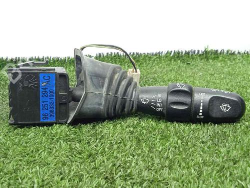 Used Steering column stalk DAEWOO NUBIRA Wagon (J100) [1997-2025]  21519539