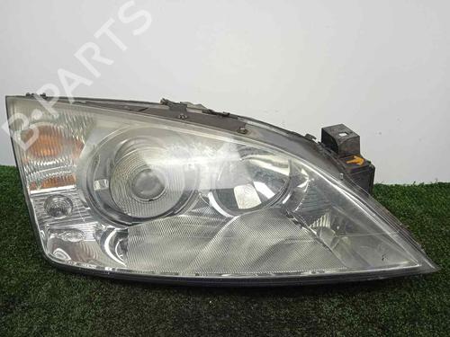 Used Right headlight FORD MONDEO III (B5Y) 2.0 TDCi (130 hp) 7435981