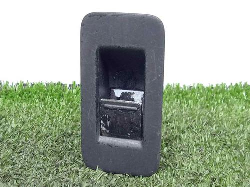 right-rear-window-switch-vw-touareg-7la-7l6-7l7-25-r5-tdi-7l6959855a-7l6959851b-3pines-2002-2003-2004-2005-2006-2007-2008-2009-2010-2011-2012-2013-9223835 main image